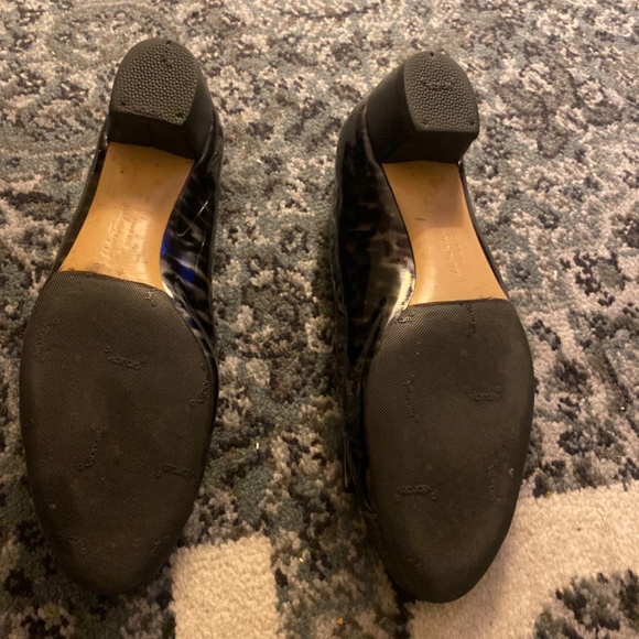 Used Ferragamo Vara Pump Leather and patent leather - Picture 3 of 3
